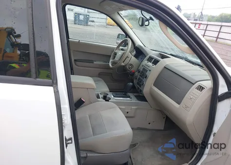 2011 Ford Escape Xlt from USA, damaged, VIN 1FMCU9D75BKC31105